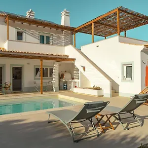 Birds Of Paradise - Boutique Surf Lodge Aljezur