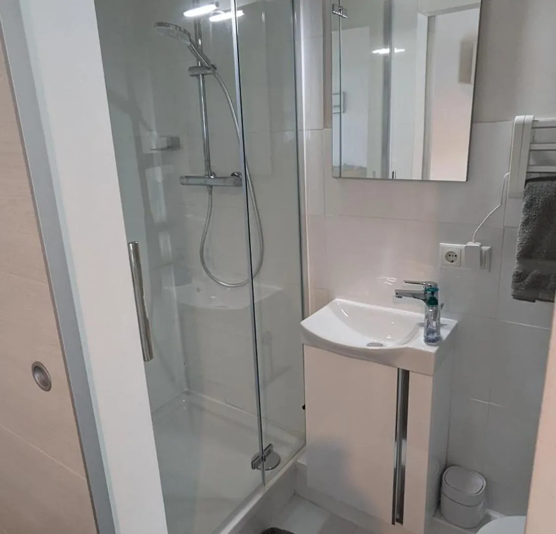 Apartment Deine Unterkunft In Zentraler Lage In Hamburg Altona